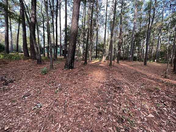 3rd image of 107 Whispering Woods Cv