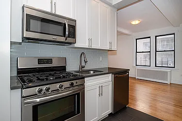 Rented by Rita S Citrin, LREB