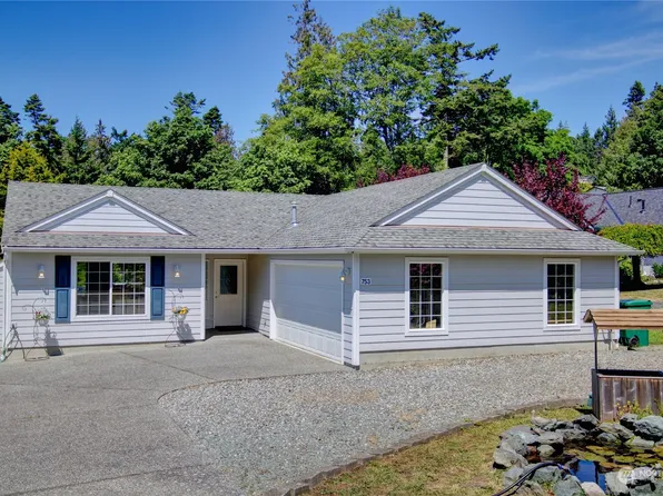 753 Tillamuk Drive, La Conner, WA 98257