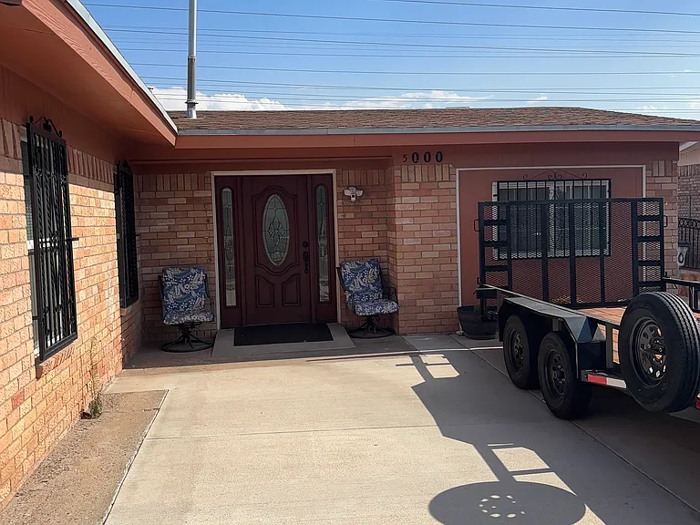 5000 Sagittarius Ave — Photo 3