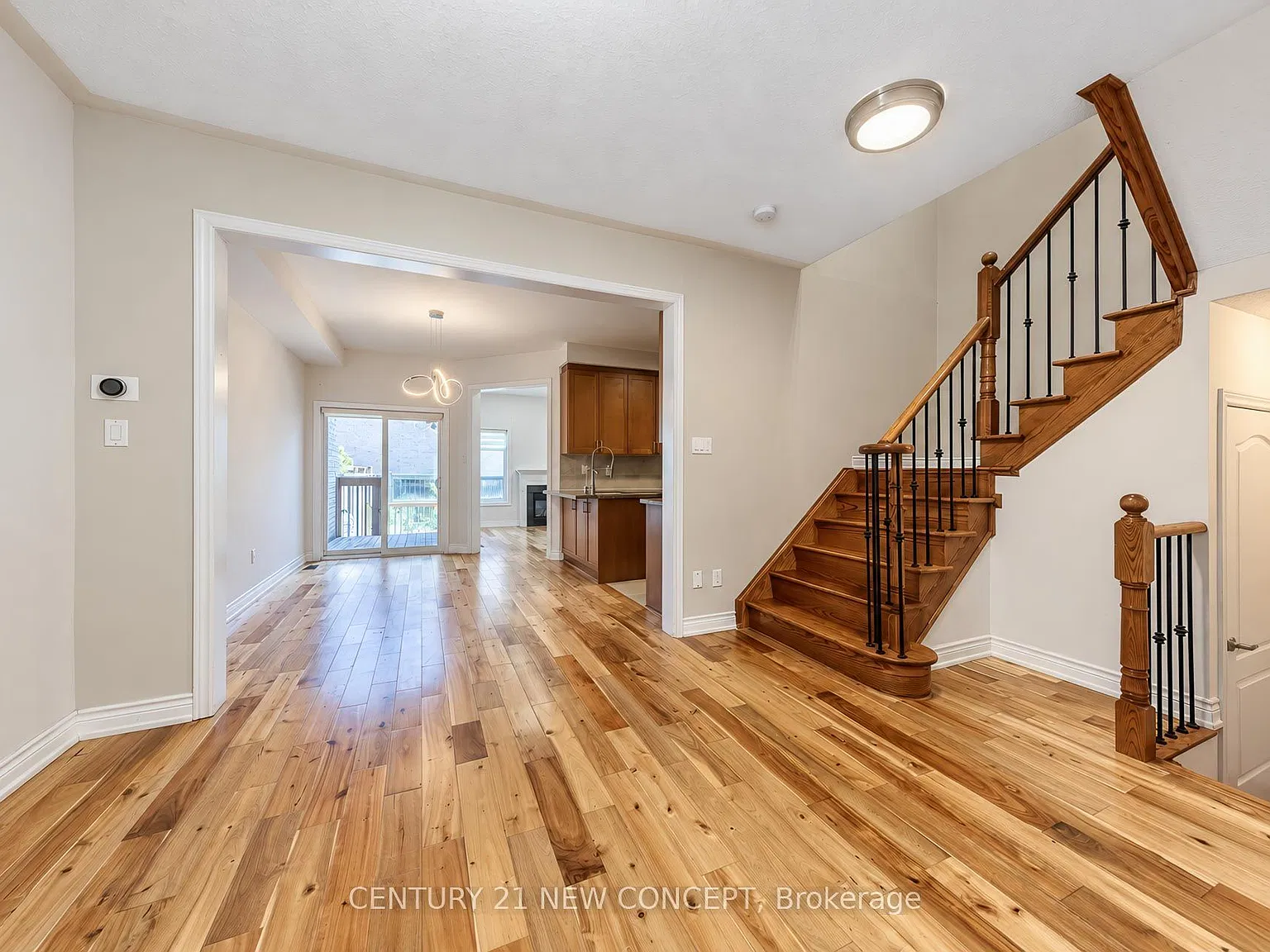 4 bed, $3,700 — Photo 4