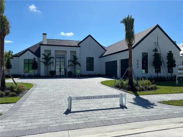 944 Chimney Rock RD, NAPLES, FL 34120