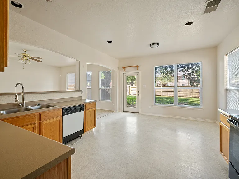 12719 Goldenrain Bay — Photo 18