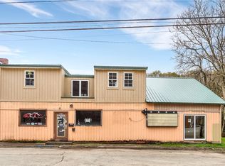 381 Pershing Ave, Leechburg, PA 15656