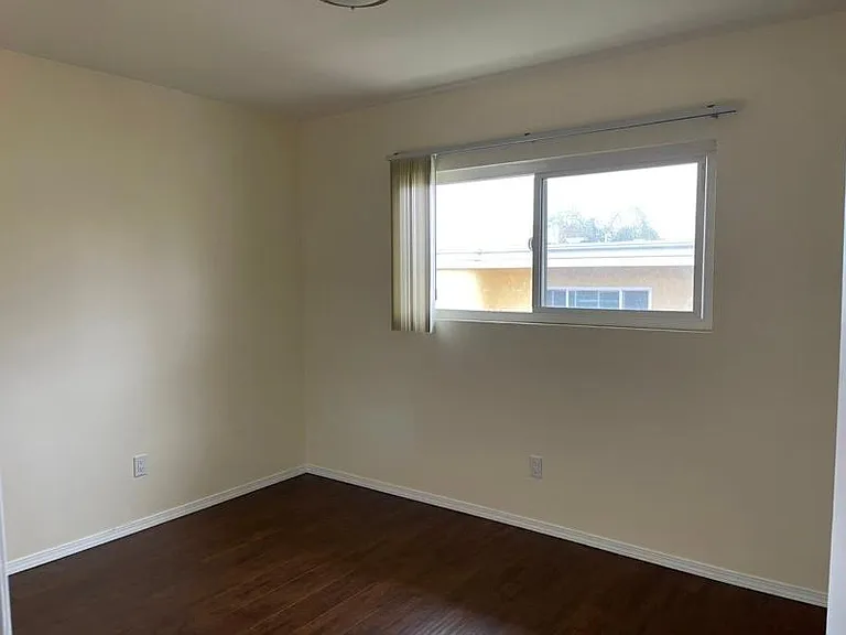 2104 Huntington Ln #C — Photo 11