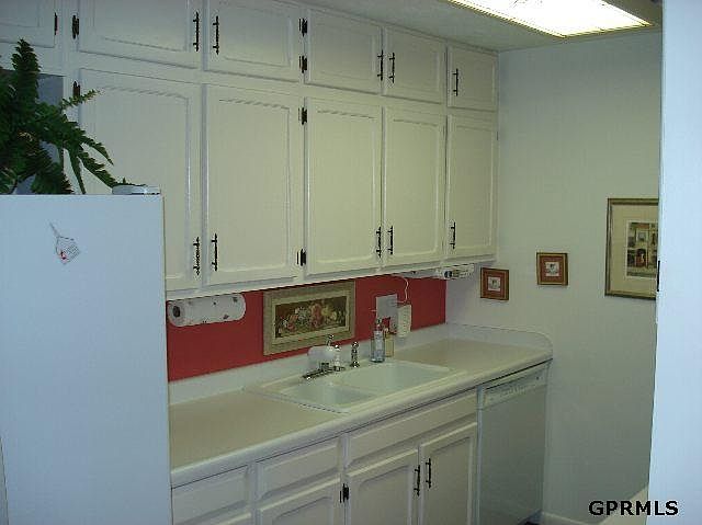 2nd image of 12737 Woodcrest Plz
