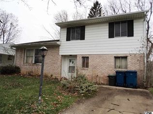 4621 N Clearview Dr, Camp Hill, PA 17011
