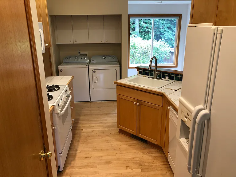 1263 Forest Rock Ln NE — Photo 10