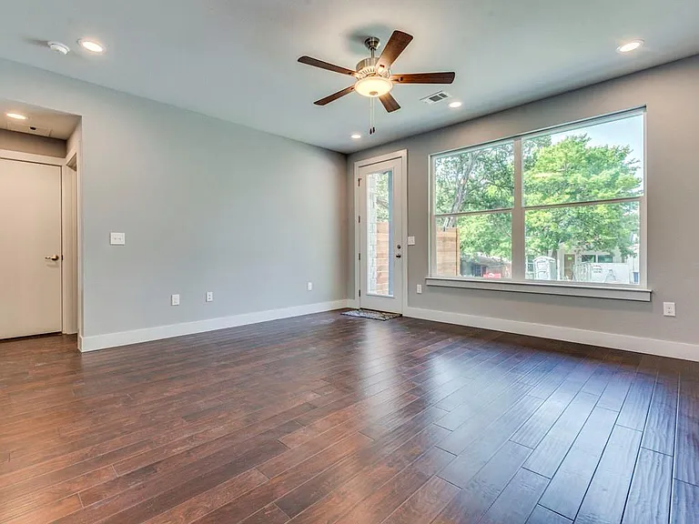 406 Post Road Dr #1 — Photo 5
