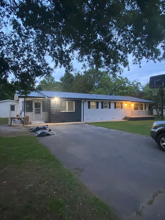 309 Bost Nursery Rd - Property Image