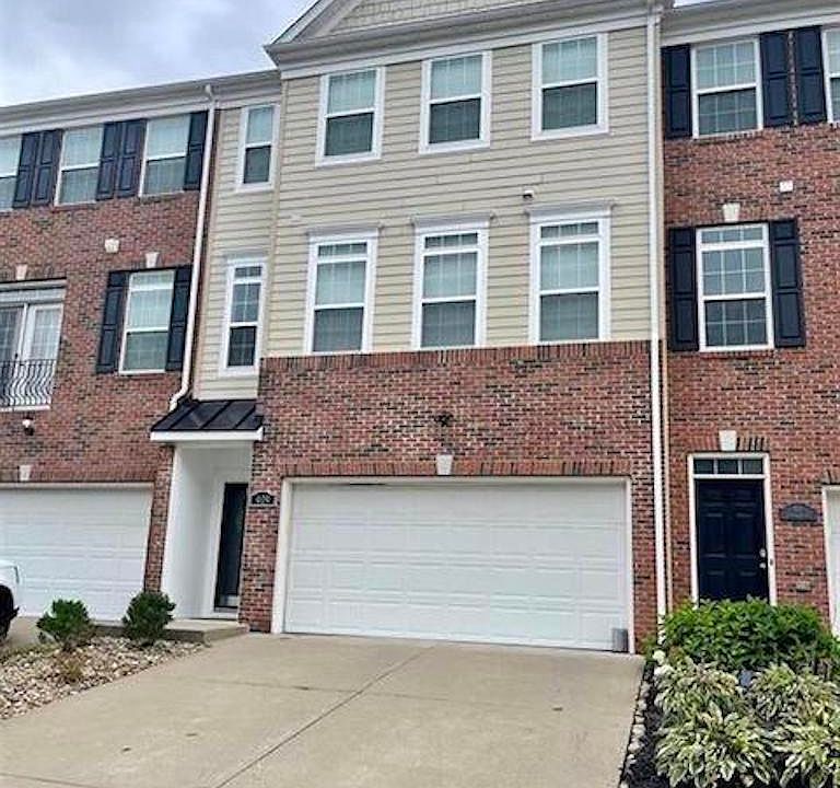 1st image of 409 Saint Andrews Dr
