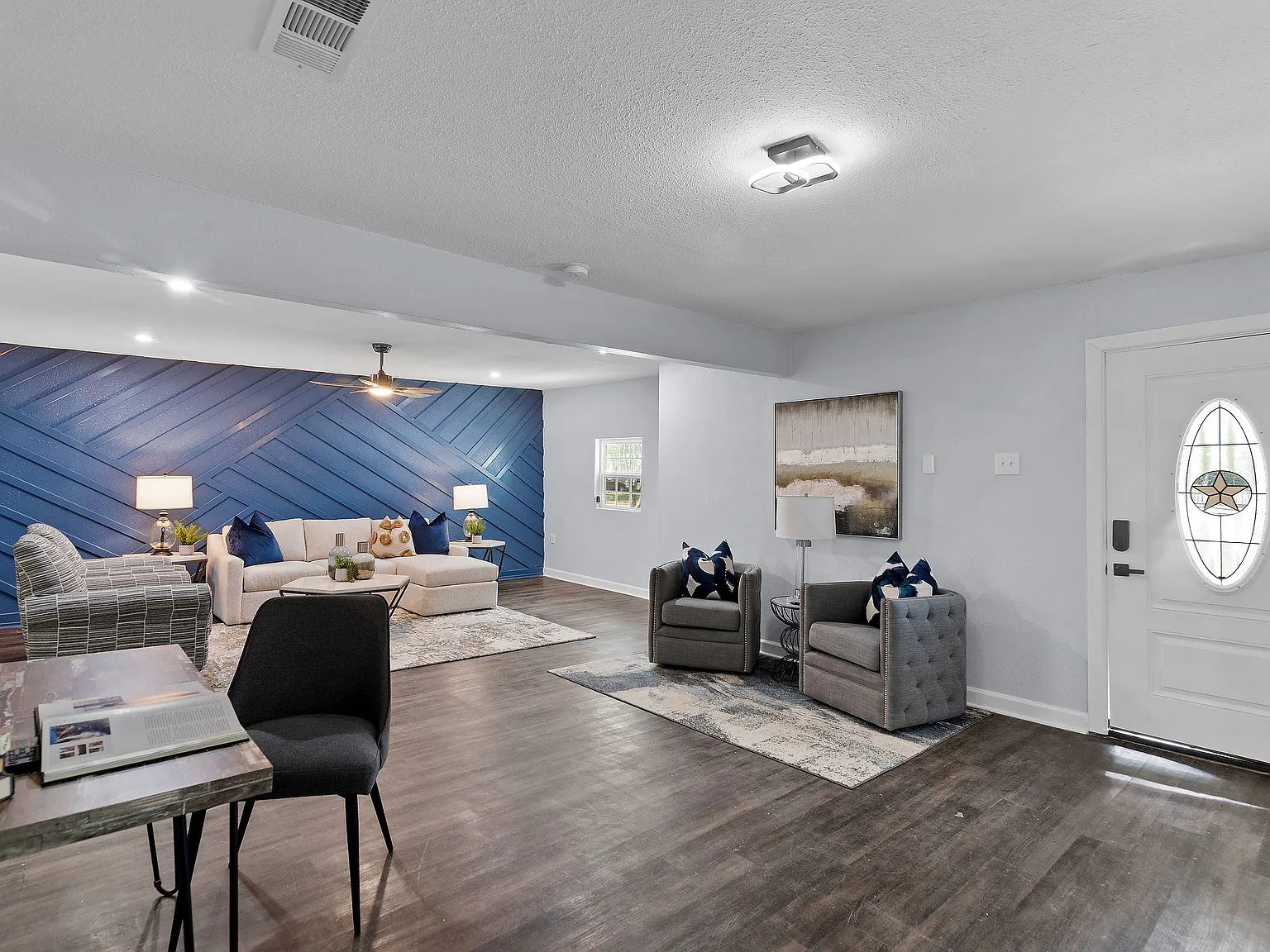 3 bed, 1467 sqft, $2,200 — Photo 4