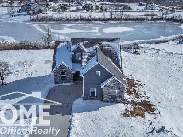 502 Perry Lakes, Perry, MI 48872