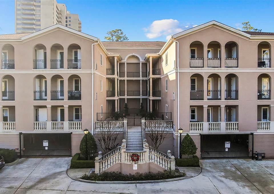 1st image of 58 Briar Hollow Ln APT 404