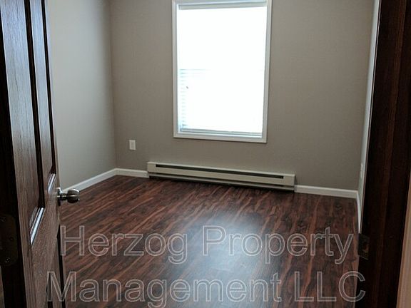 3rd image of 1964 10th Ave SE #103