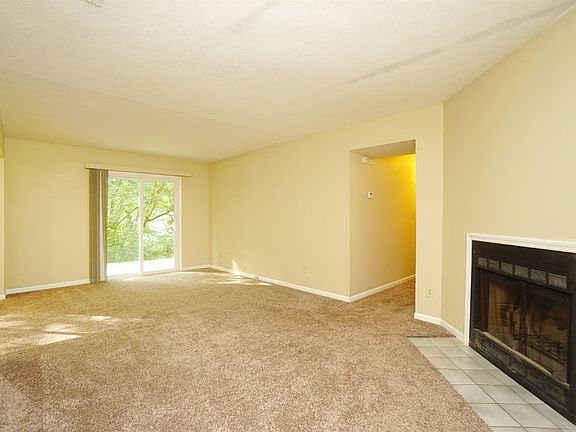 4th image of 1535 Gelhot Dr APT 143