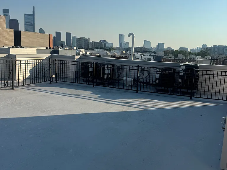 1822 Ridge Ave — Photo 6