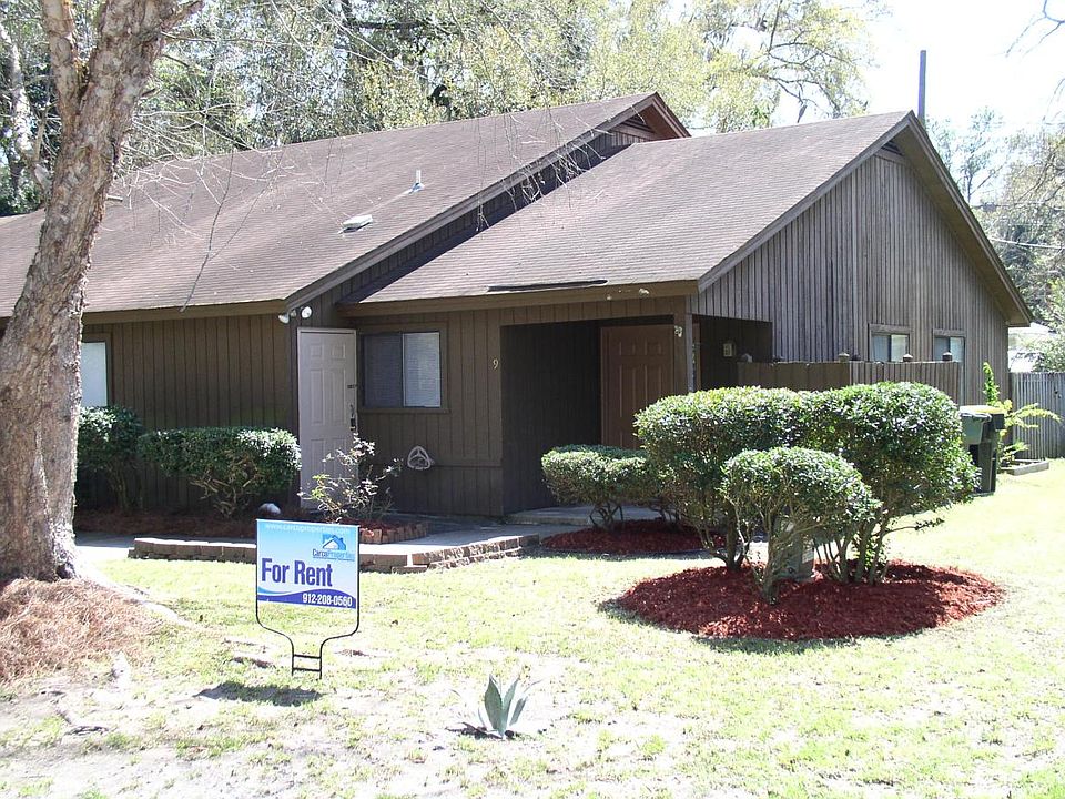 1st image of 9 Bent Oaks Ct