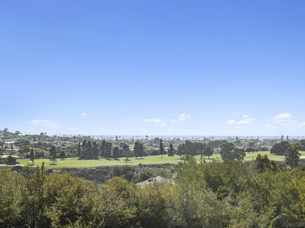 7105 Country Club Dr, La Jolla, CA 92037