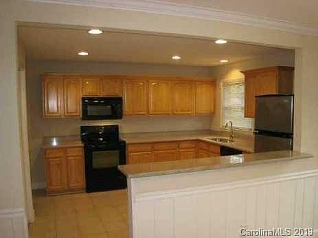 2nd image of 1119 Heather Ln
