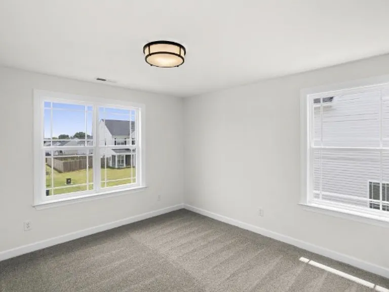 5021 Salient Dr — Photo 32