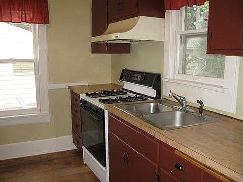 5th image of 1447 Berkeley Ave