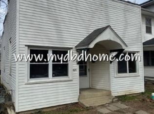 420 Maxine Dr, Fort Wayne, IN 46807