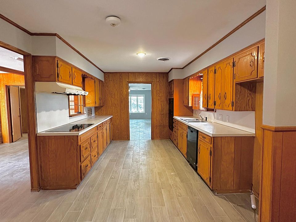 1st image of 223 Morningside Dr