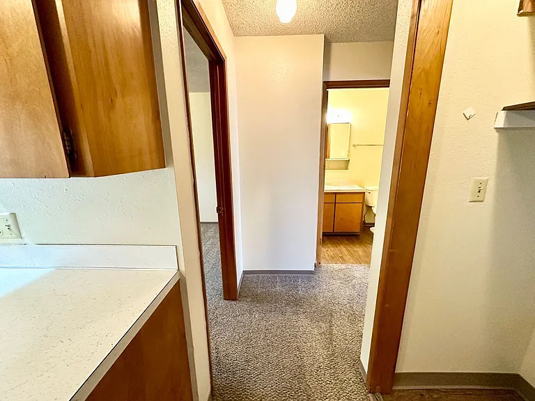 4507 Hillcrest Dr — Photo 13