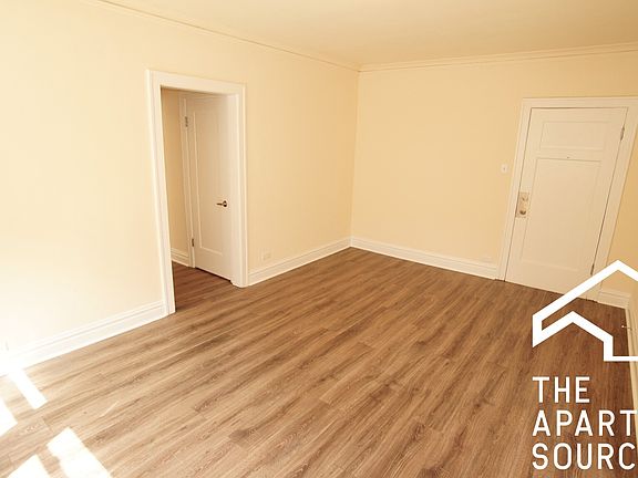 3rd image of 2936 W Palmer St #306