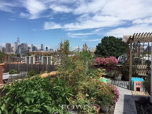 Rented by Town Residential | media 18