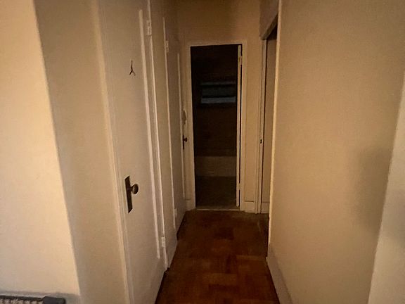 5th image of 18804 64th Ave Floor 12