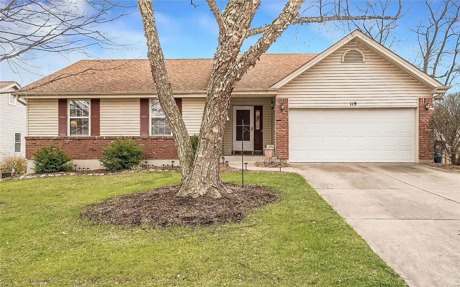 119 Dawnridge Dr photo 1