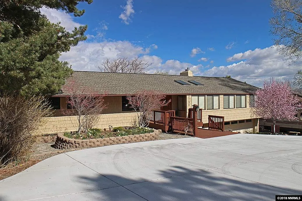 2755 Markridge Dr photo 1