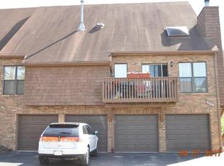 5186 Hollow Wood Ct APT D, Saint Louis, MO