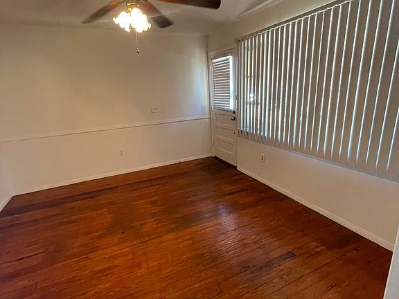 3rd image of 519 E Charles St APT 3