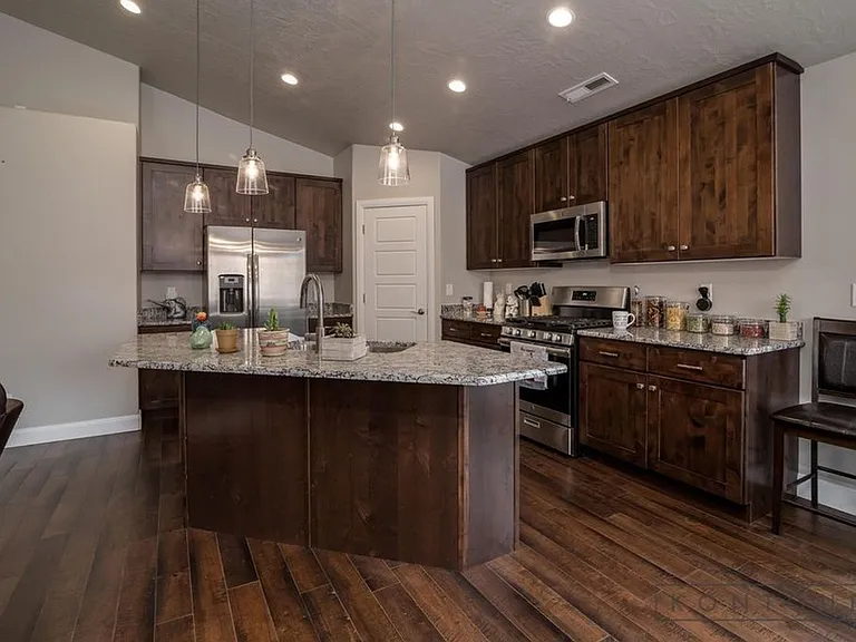 2261 S Tonaquint Dr #49 — Photo 9