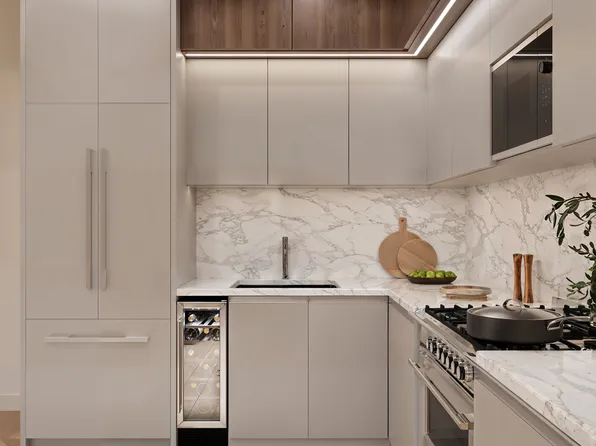 221 Frost Street image 3 of 6