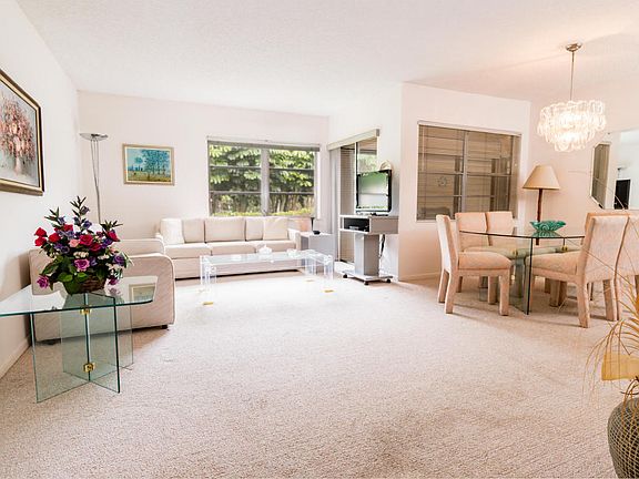 4th image of 5791 Spindle Palm Ct APT A