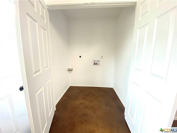5th image of 221 N Mary Jo Dr #A