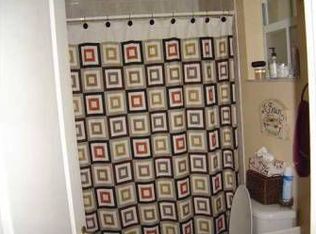 16541 SW 98th Ter, Miami, FL 33196