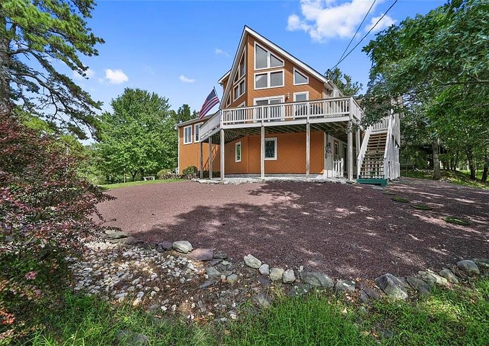 104 Elgin Way, Bushkill, PA 18324 Zillow
