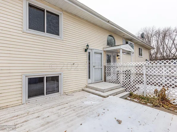 3113 22nd St S, Fargo, ND 58103