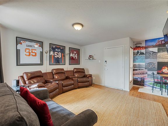 2nd image of 1901 Holleman Dr W APT 504