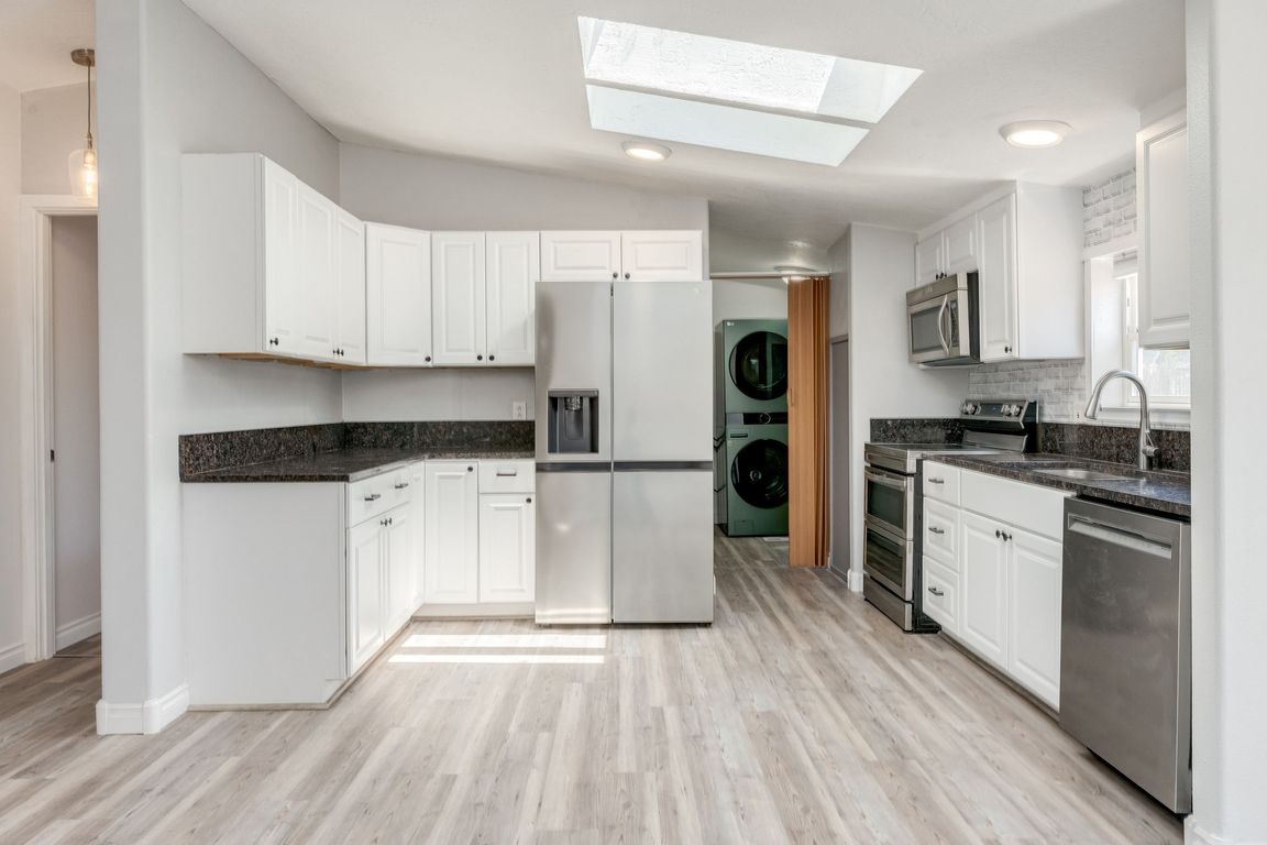 m*u様 【お値下げ不可】house on the hill Parent S/ 89 Hill St, Gardner, MA 01440 | Zillow