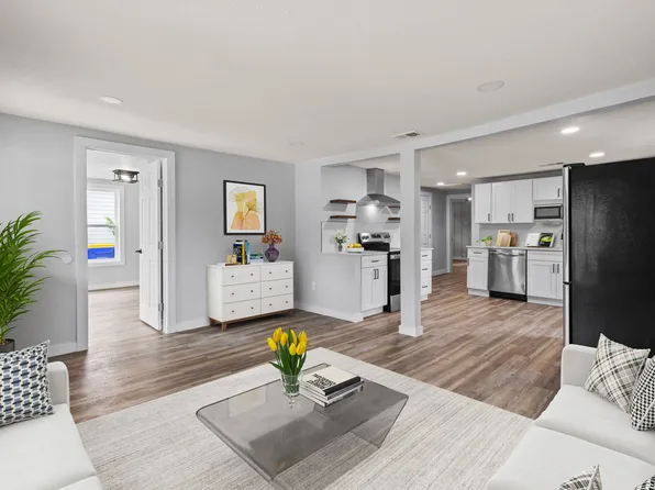 8342 Sussex St, White Settlement, TX 76108