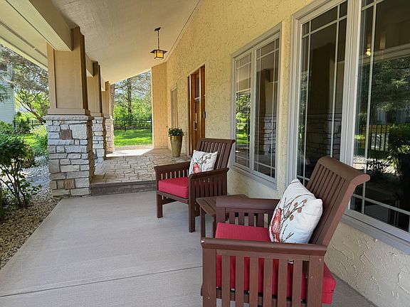 5th image of 18677 Ponderosa Ct