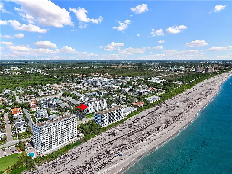 911 Ocean Dr #601 — Photo 30