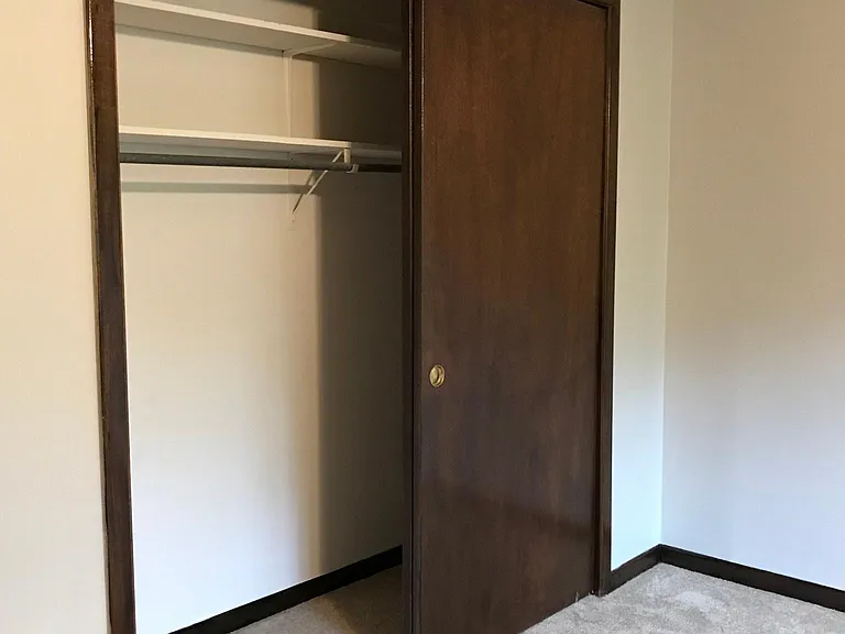 801 Sky Blue Dr — Photo 2