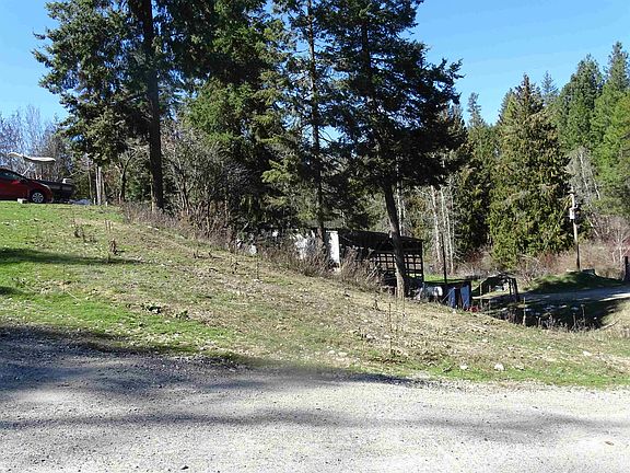 3rd image of 17208 E Blanchard Rd